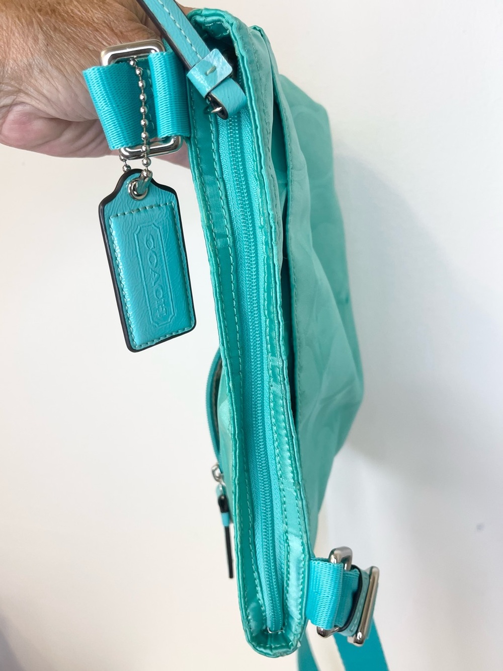 Coach Getaway Signature Nylon File Bag A1432 Turquoise Signature Crossbody Bag - Picture 11 of 14